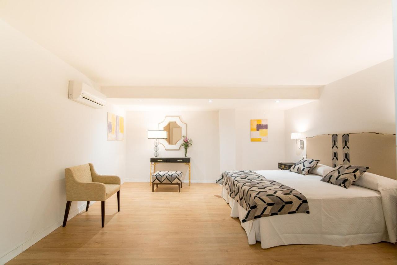 Aparthotel Arco Macarena Lofts à Séville Extérieur photo
